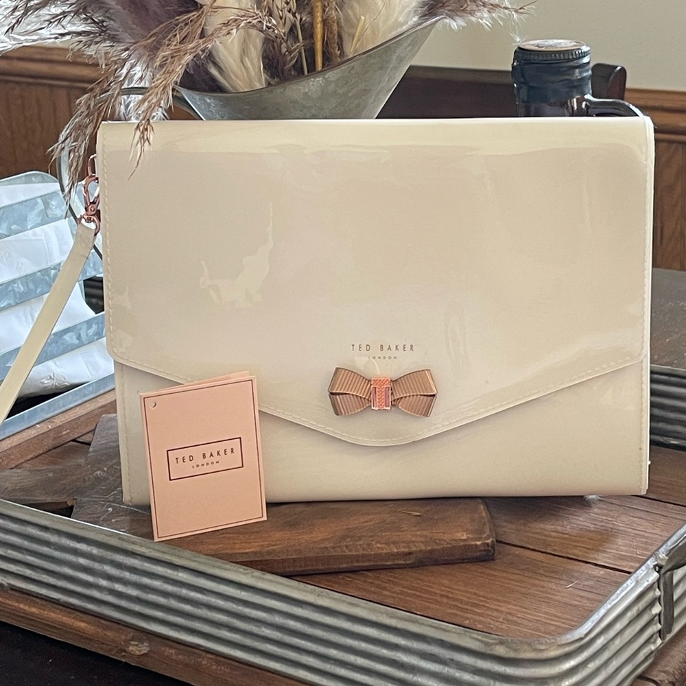 BRAND NEW W/Tags Ted Baker London Wristlet/Clutch